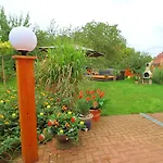 Berlinurlaub Im Gruenen, 6 Betten, Pool, Sauna, Spielplatz, Grill, Tischtennis 別荘 *