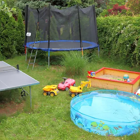 Berlinurlaub Im Gruenen, 6 Betten, Pool, Sauna, Spielplatz, Grill, Tischtennis Dom wakacyjny *