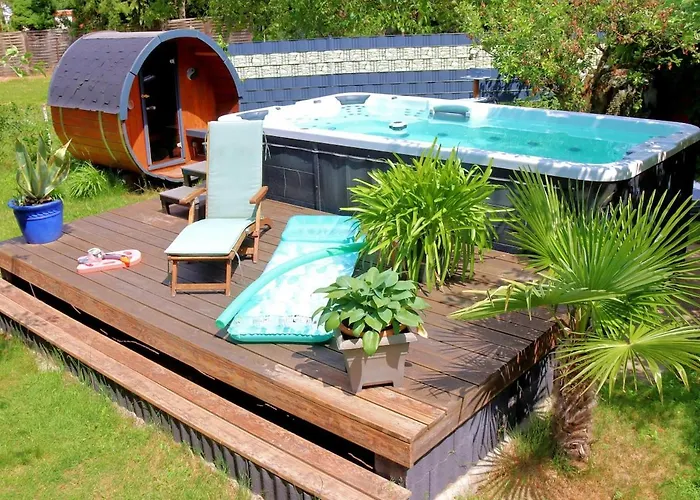 Berlinurlaub Im Gruenen, 6 Betten, Pool, Sauna, Spielplatz, Grill, Tischtennis *