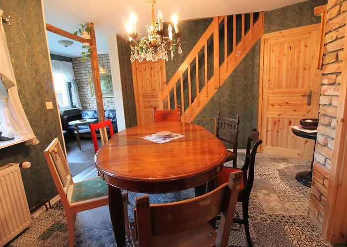 Berlinurlaub Im Gruenen, 6 Betten, Pool, Sauna, Spielplatz, Grill, Tischtennis