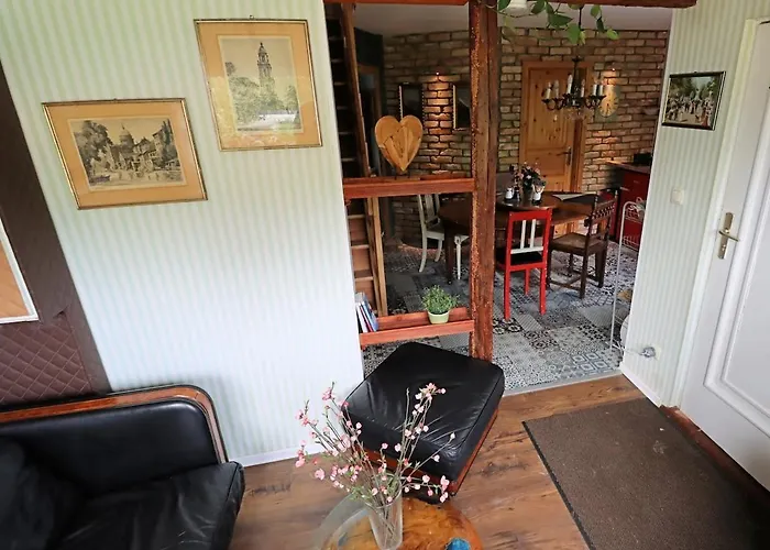 Berlinurlaub Im Gruenen, 6 Betten, Pool, Sauna, Spielplatz, Grill, Tischtennis